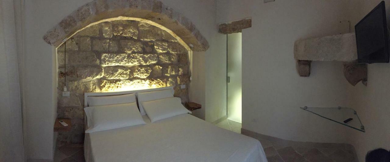 Cavour Bed & Breakfast *